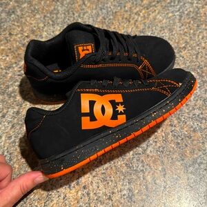 DC boys black and orange sneakers size 1 - BRAND NEW!